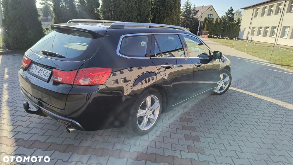 Honda Accord 2.0 Lifestyle - 9