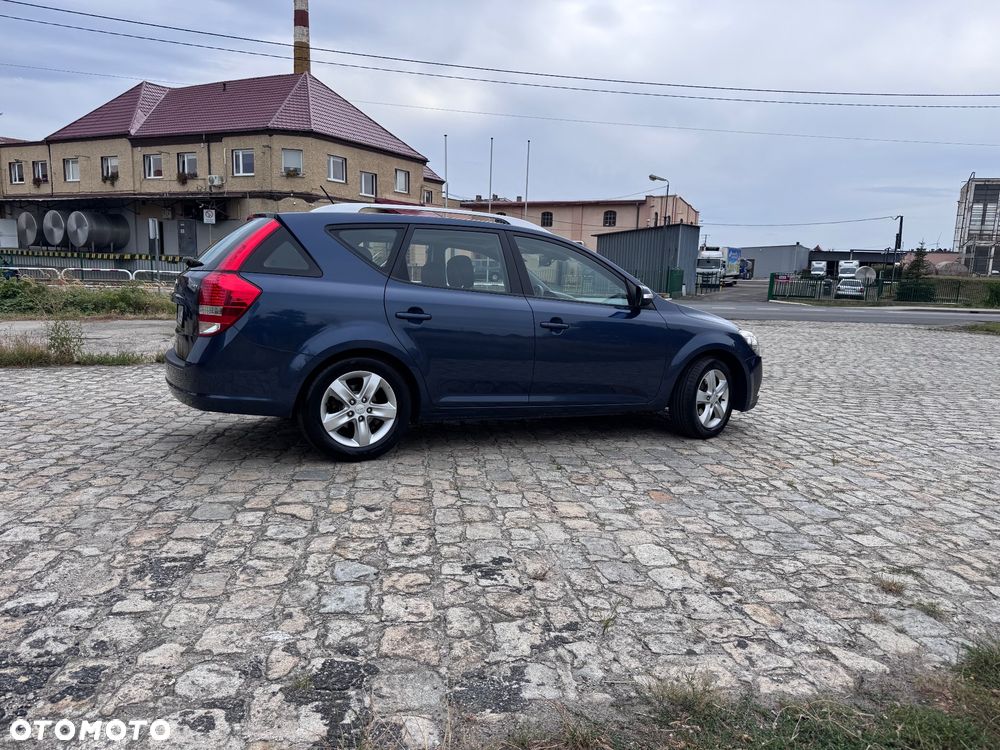 Kia Ceed 1.6 Crdi Optimum + - 7