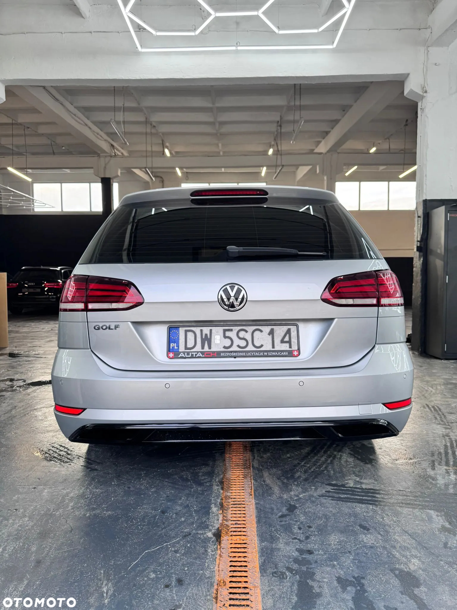 Volkswagen Golf VII 1.6 TDI BMT Trendline - 14