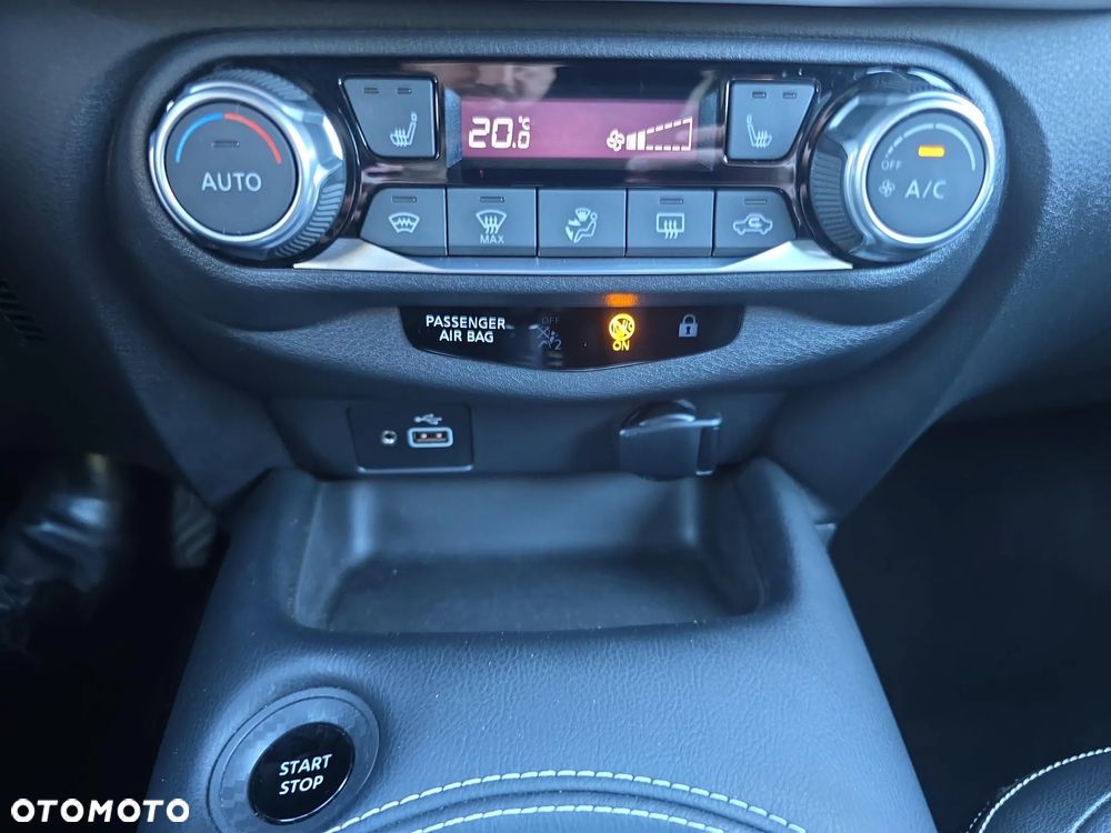 Nissan Juke 1.6 Hybrid Premiere Edition AMT - 23