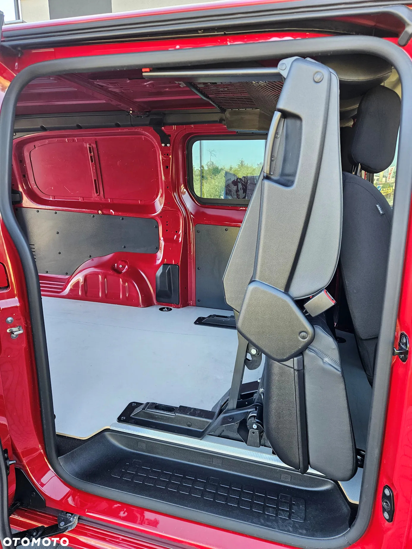 Opel VIVARO 2.0 150KM - 22
