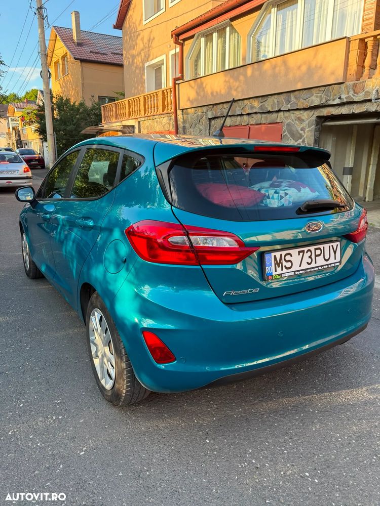 Ford Fiesta - 9