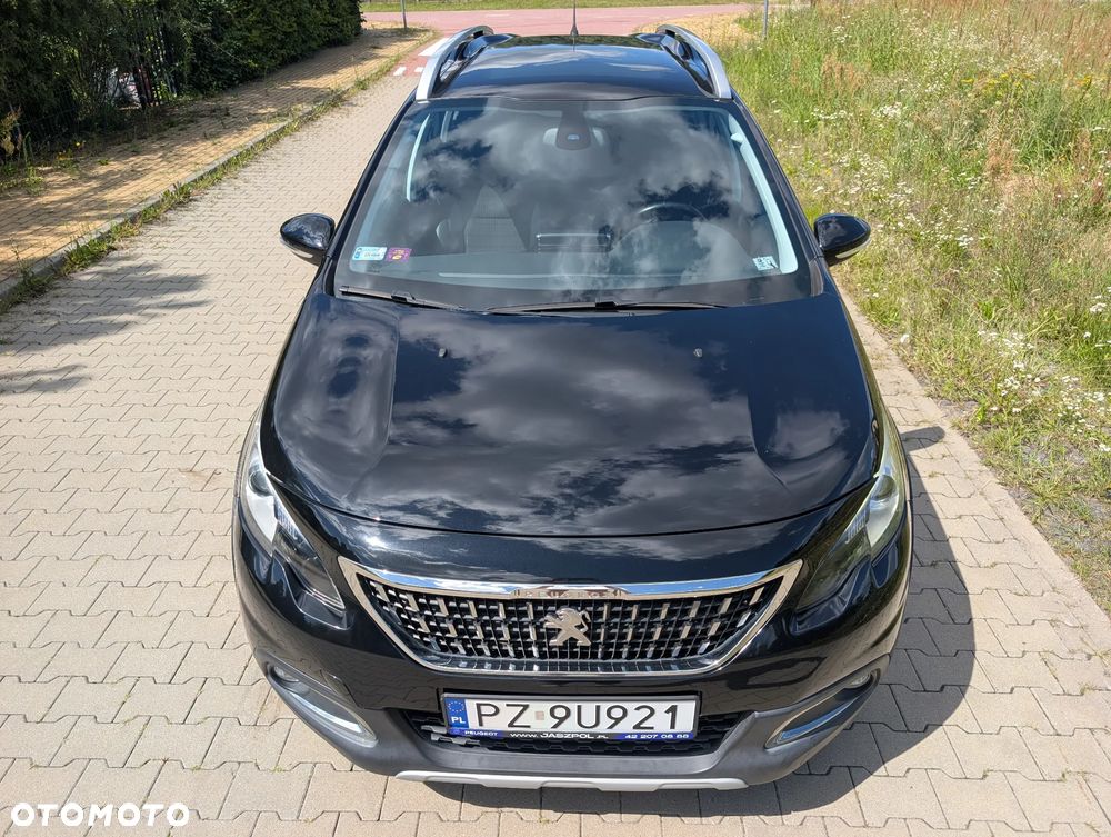 Peugeot 2008 1.2 Pure Tech Allure S&S - 15