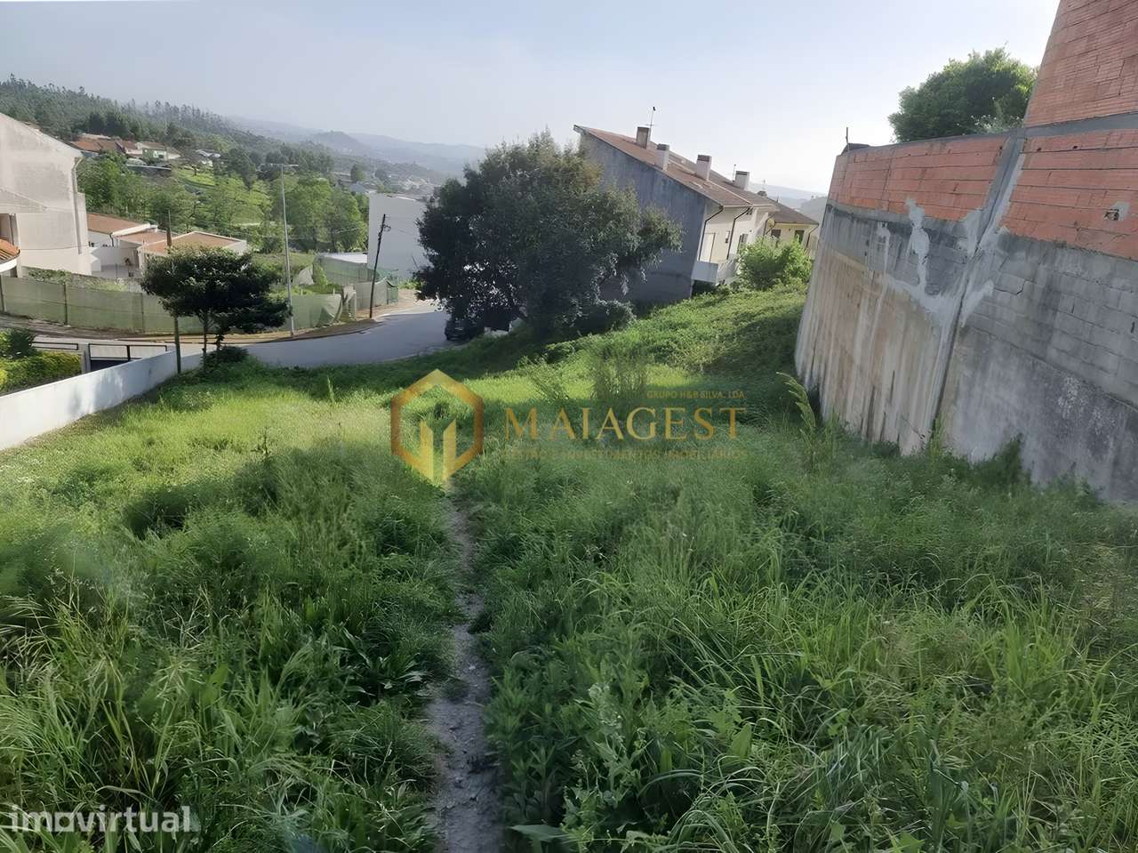 Terreno com Projeto Aprovado para Moradia T3 Pronto a Construir - Grande imagem: 4/6