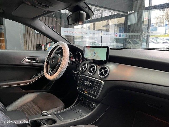 Mercedes-Benz GLA 220 CDI 4Matic 7G-DCT AMG Line - 9