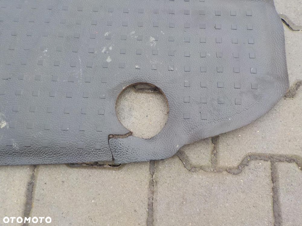 VW T5 T6 WYKŁADZINA GUMA PODŁOGA TYŁ KRÓTKI TOWAROWY - 4