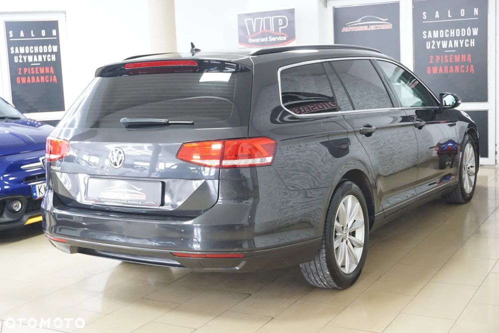 Volkswagen Passat Variant 1.6 TDI SCR DSG Comfortline - 6