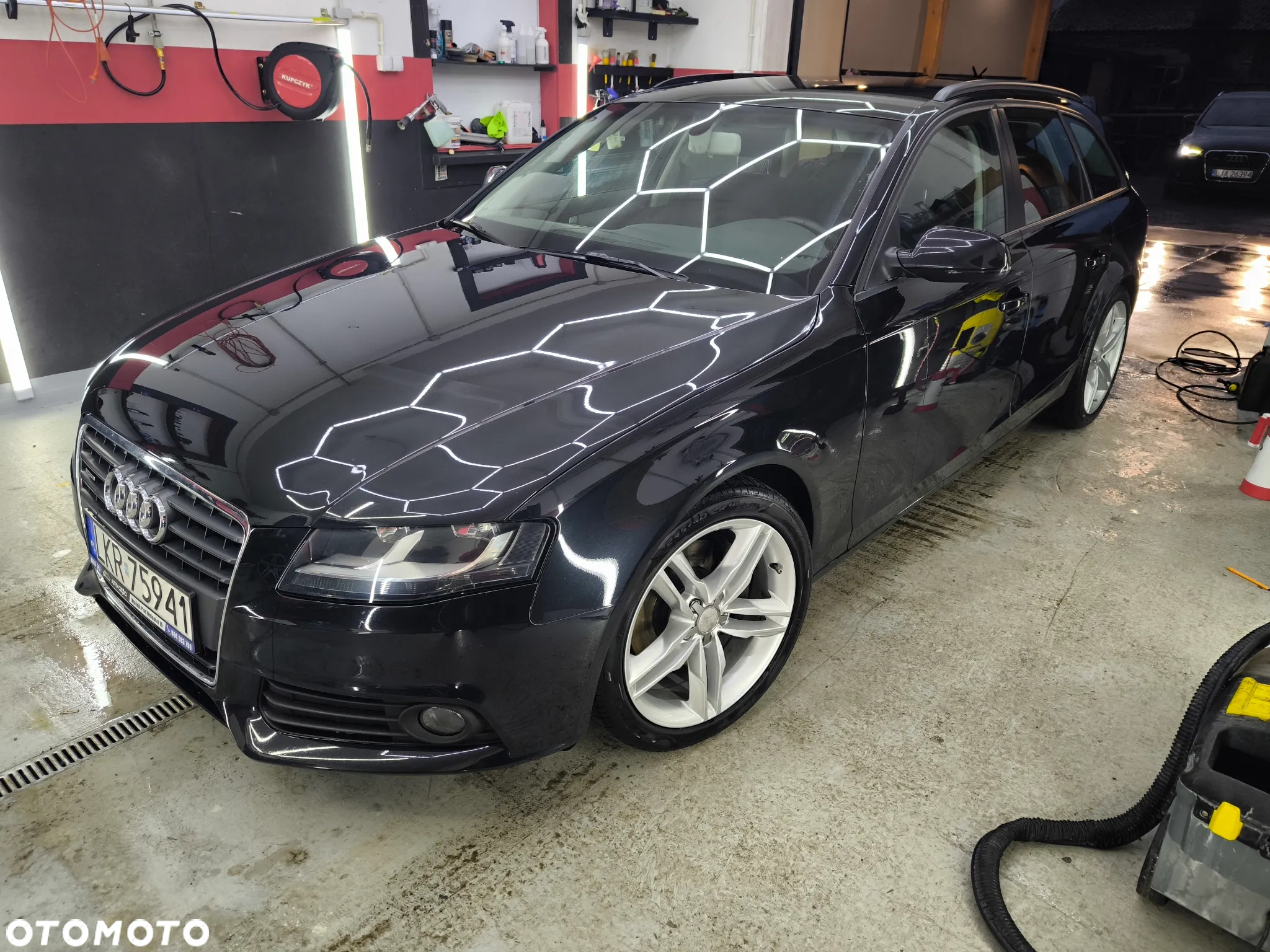 Audi A4 2.0 TFSI Quattro - 8