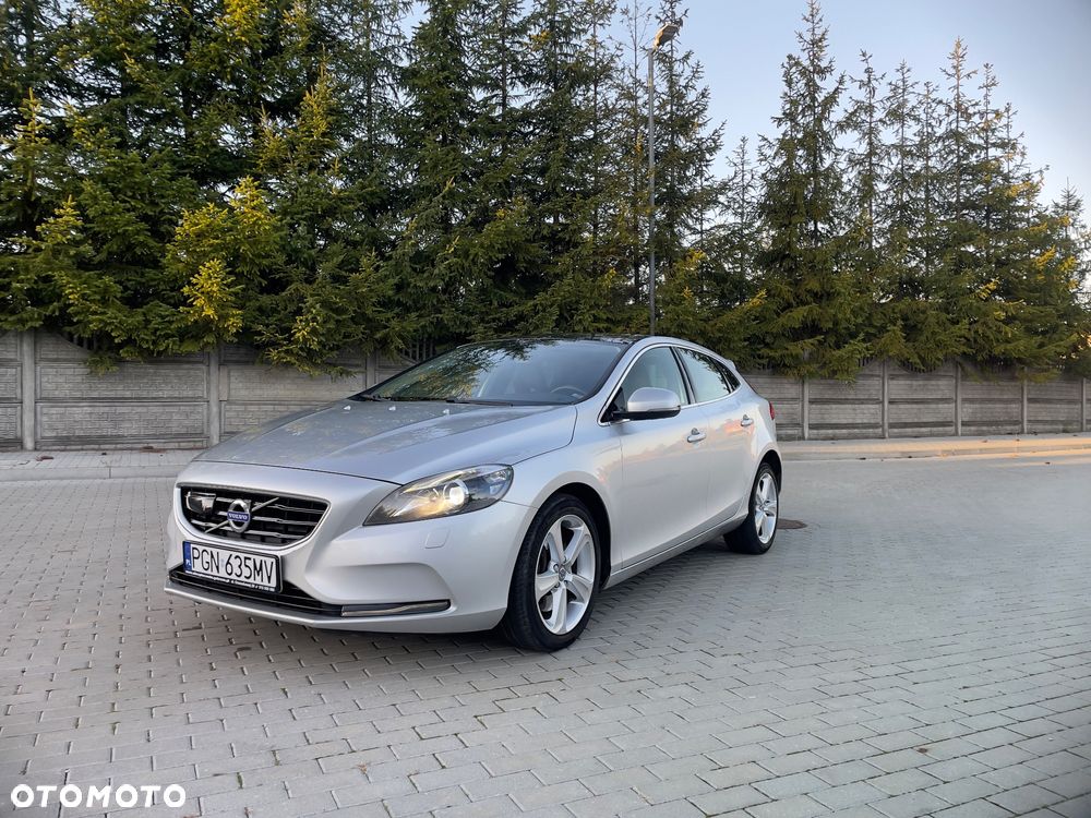 Volvo V40 D3 Summum - 1