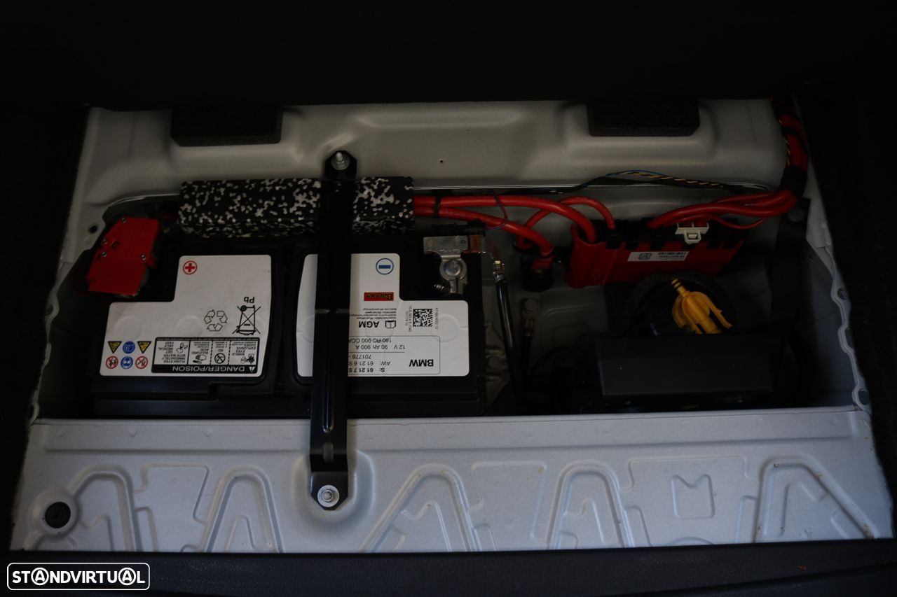 BMW 116 d EDynamics Line Urban - 35