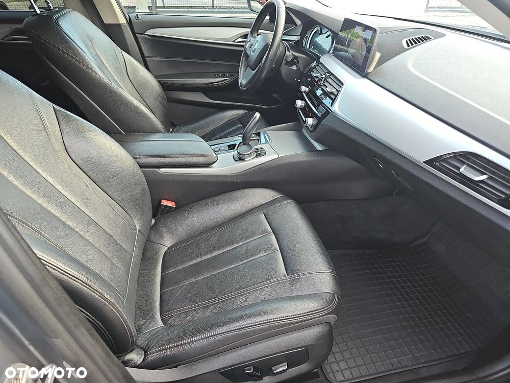 BMW Seria 5 520d - 20