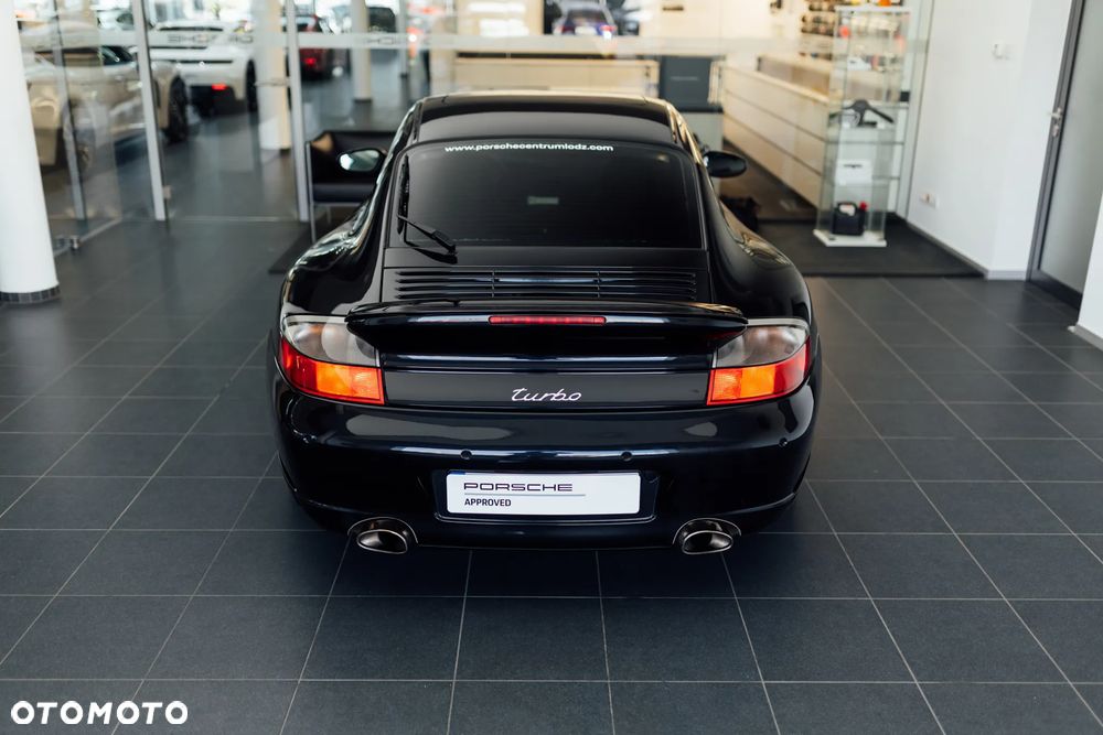 Porsche 911 - 10