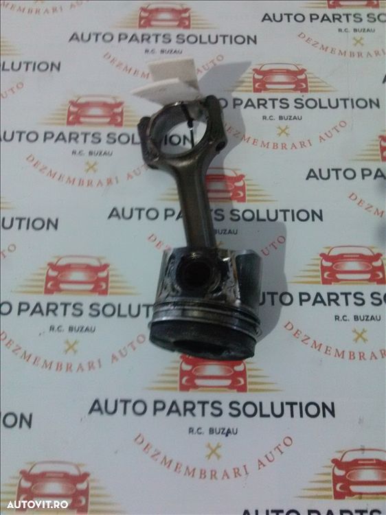 biela 1.3 jtd fiat punto an fabr.2011 - 1