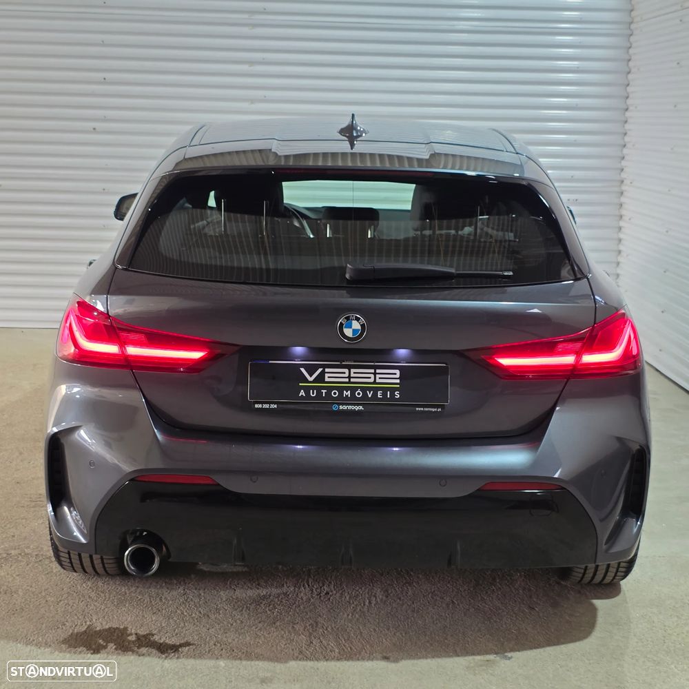 BMW 116 d Pack Desportivo M - 7
