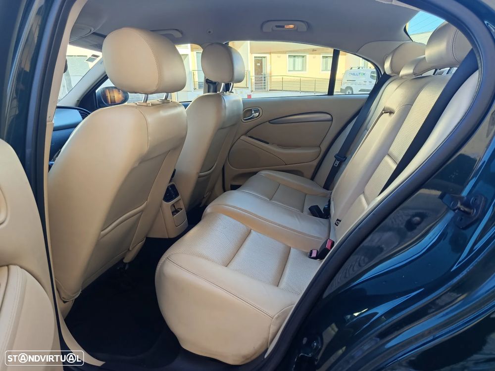 Jaguar S-Type 2.7 Twin Turbo Executive - 7