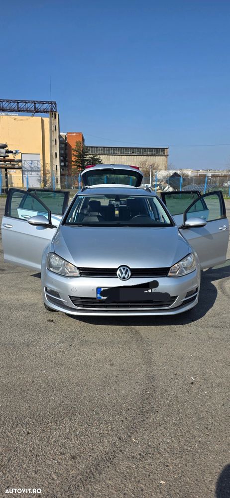 Volkswagen Golf 1.6 TDI BlueMotion Technology Lounge - 9