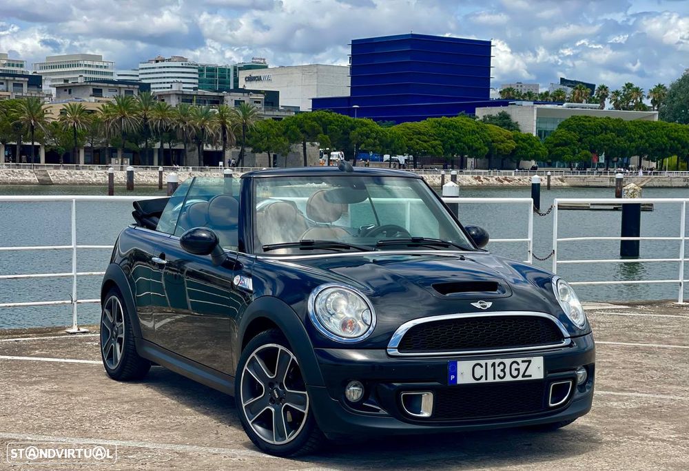 MINI Cabrio Cooper SD - 3