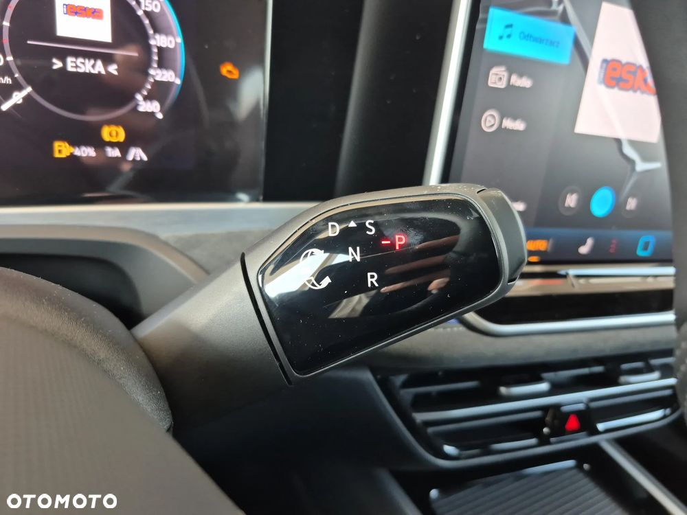 Volkswagen Passat - 13