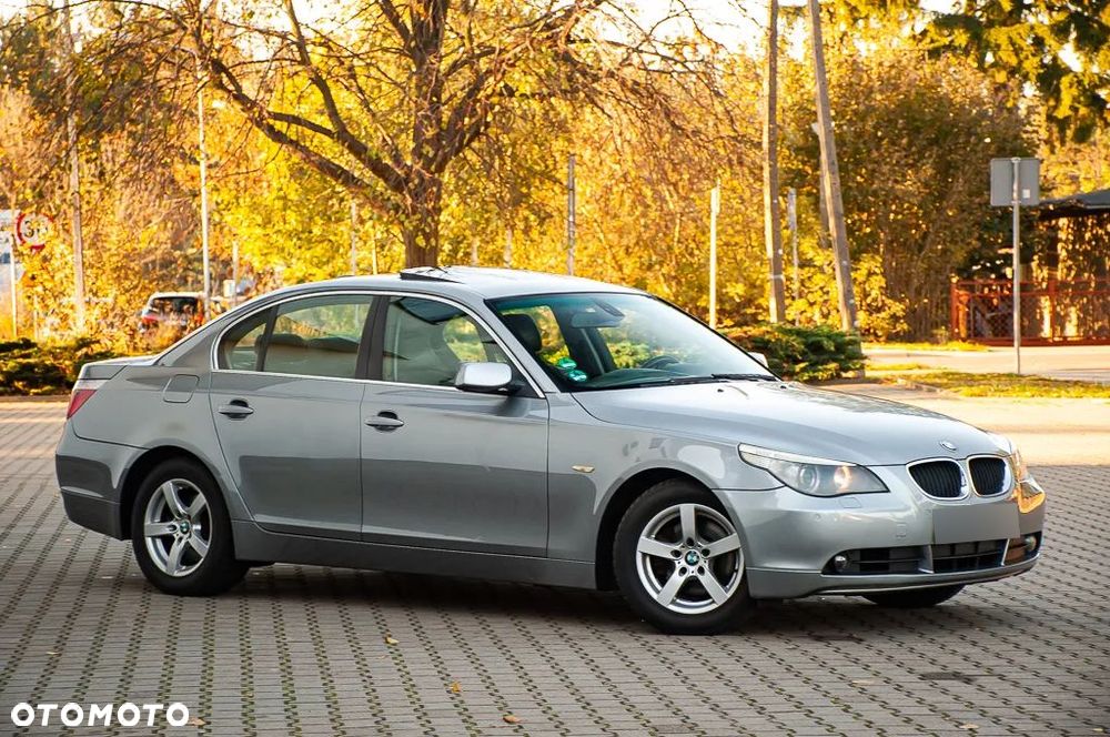 BMW Seria 5 520i - 3