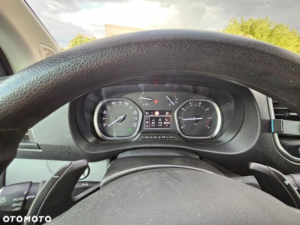 Peugeot Expert - 8