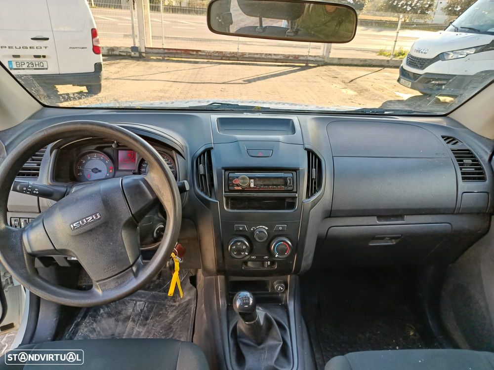 Isuzu D-MAX CAB.DUPLA 2WD 1.9Ddi 163CV || CLASSE 1 - 9