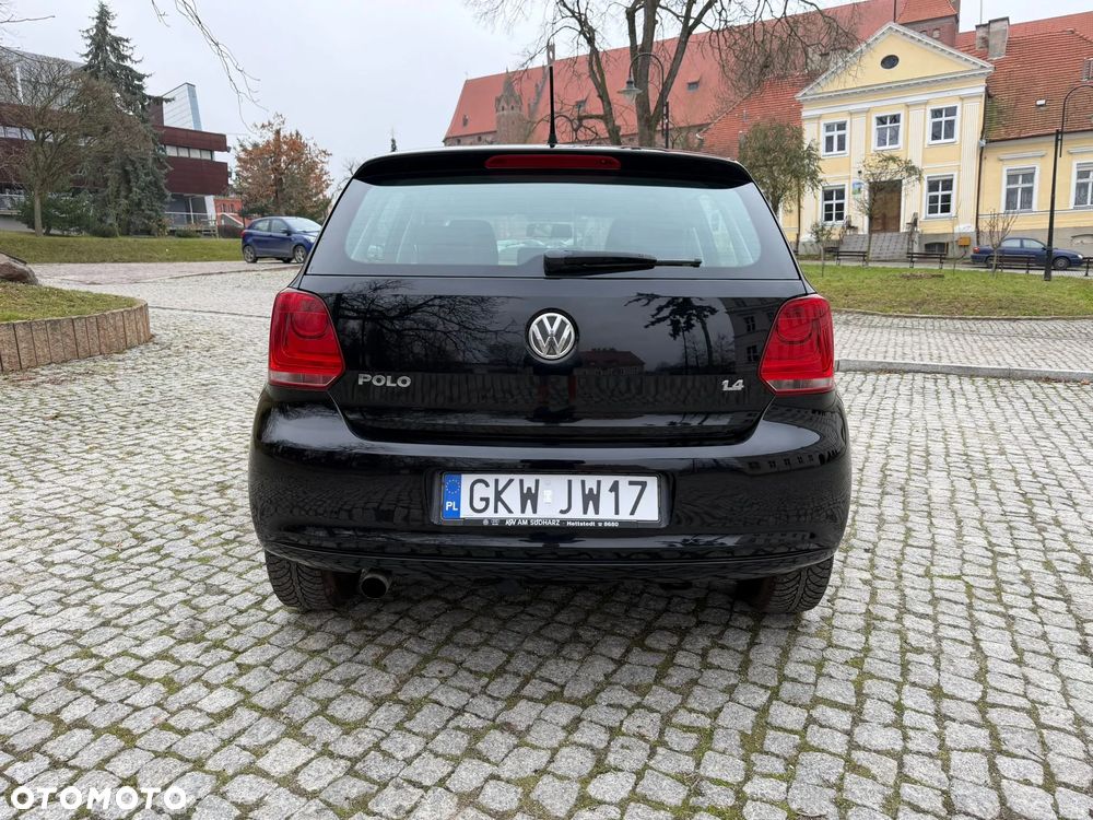 Volkswagen Polo 1.4 16V Comfortline - 10