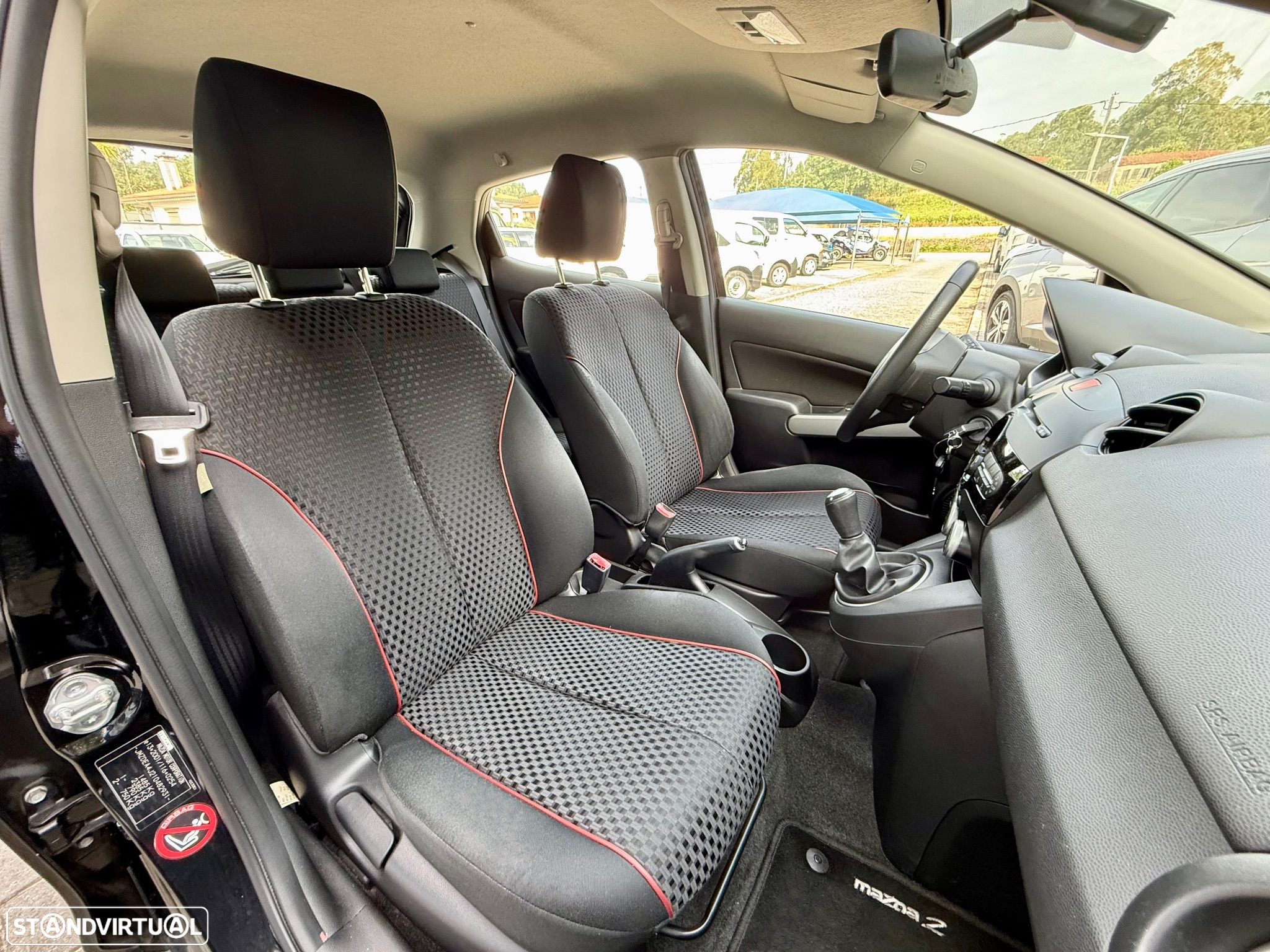 Mazda 2 1.3 MZR Sport - 12