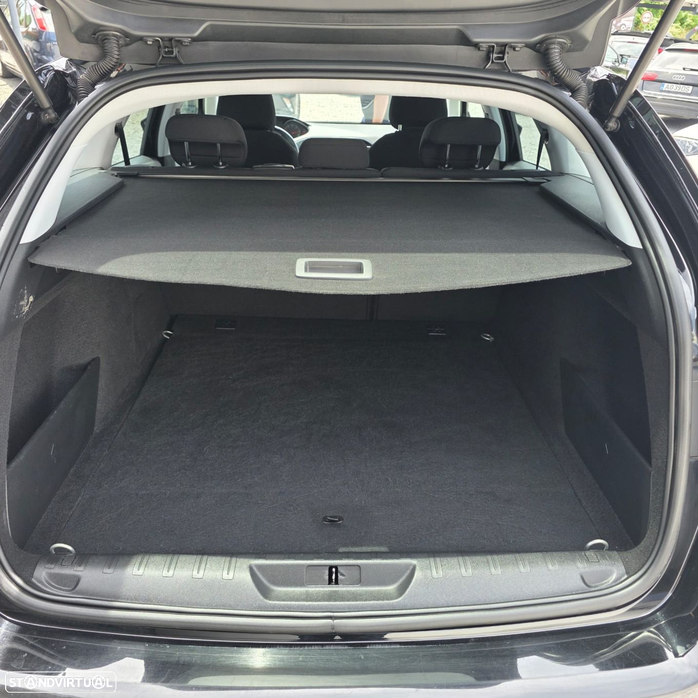 Peugeot 308 SW 1.5 BlueHDi Active - 33