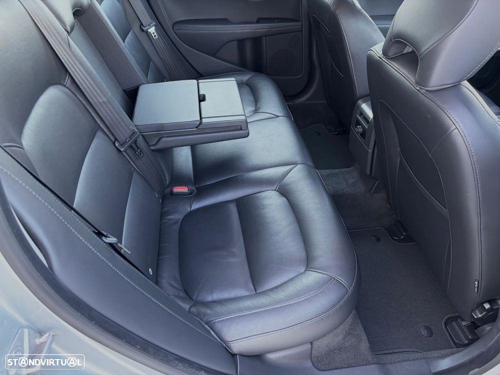 Volvo V70 1.6 D2 Momentum - 17