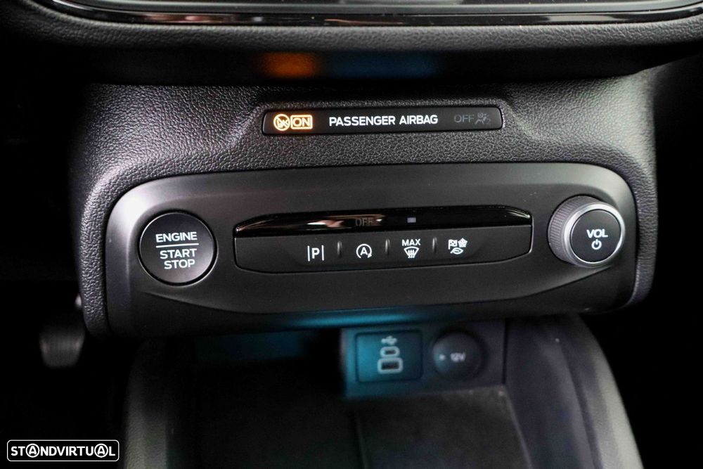Ford Focus 1.0 EcoBoost MHEV ST-Line - 33