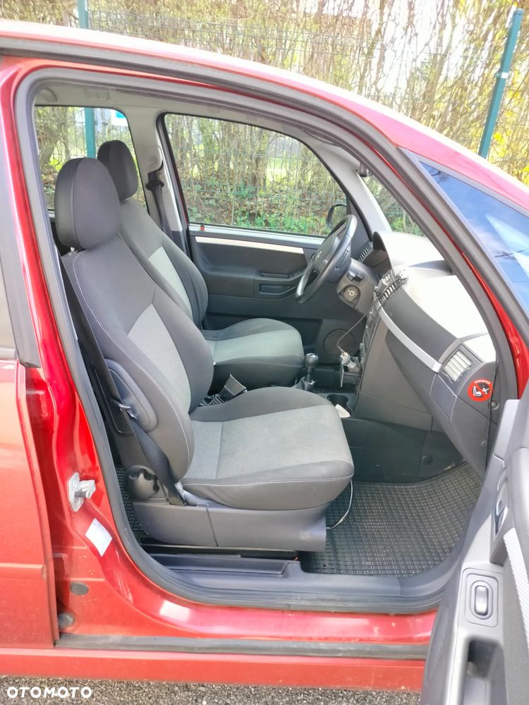 Opel Meriva - 11