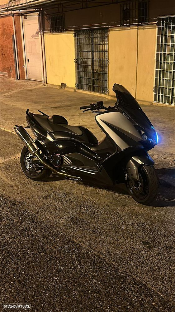 Yamaha TMAX - 4