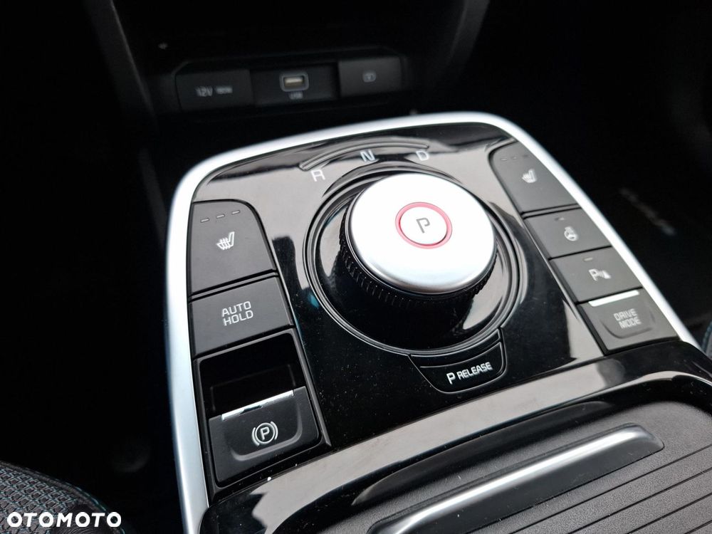 Kia Niro 64kWh L - 23