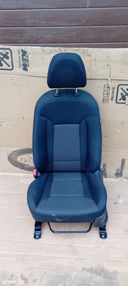 Fotel kierowcy lewy przód przedni Hyundai I40 - 1