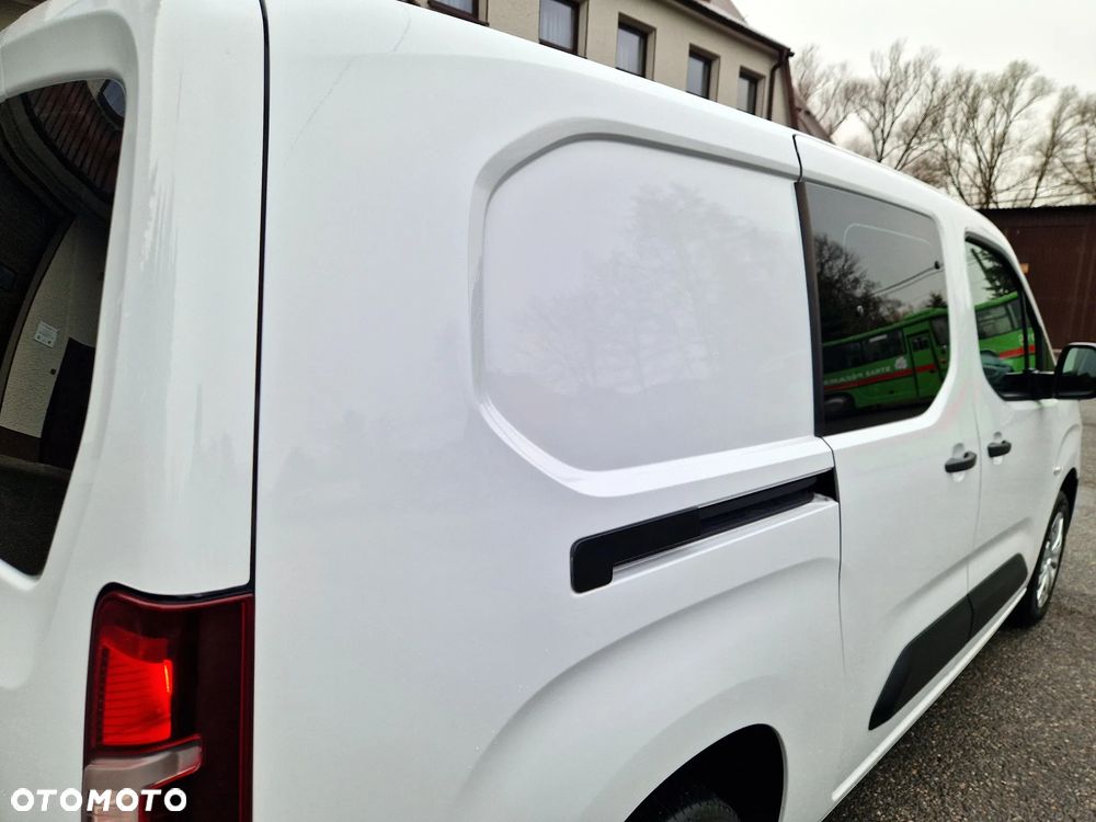 Opel Combo Maxi Brygadówka 5 Osób - 34
