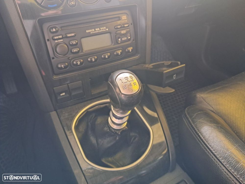 Ford Mondeo 2.0 TDdi Ghia - 9