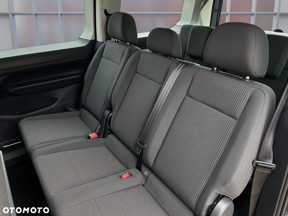 Volkswagen Caddy Maxi 2.0 TDI DSG - 19