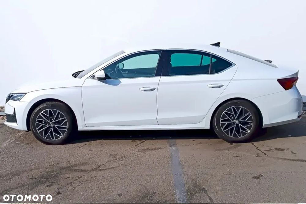 Skoda Octavia 1.5 TSI mHEV Drive Selection DSG - 6