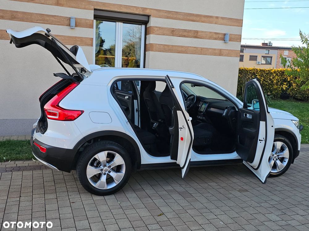 Volvo XC 40 D3 SCR Momentum - 18