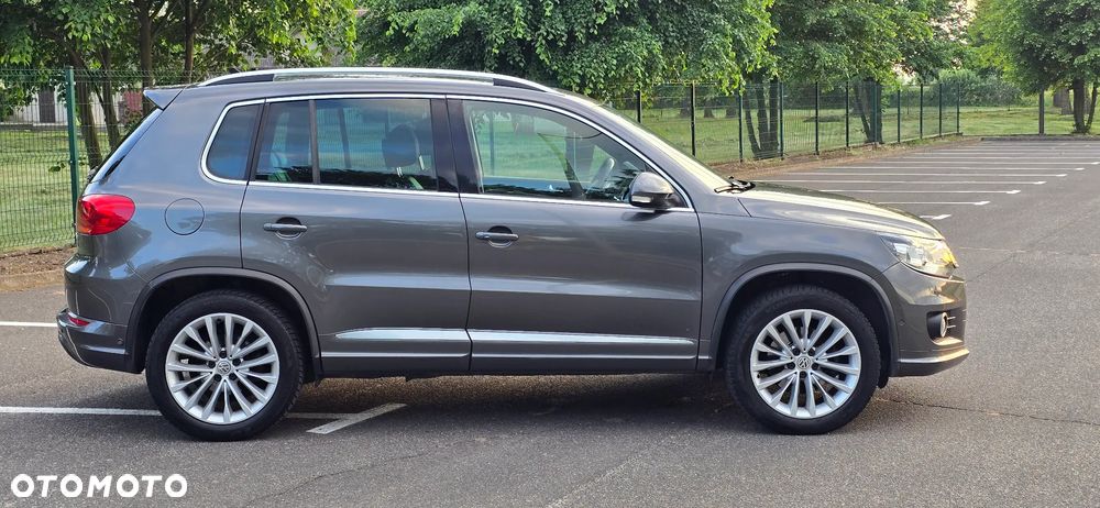 Volkswagen Tiguan 2.0 TDI 4Mot Perfectline R-Style DSG - 4