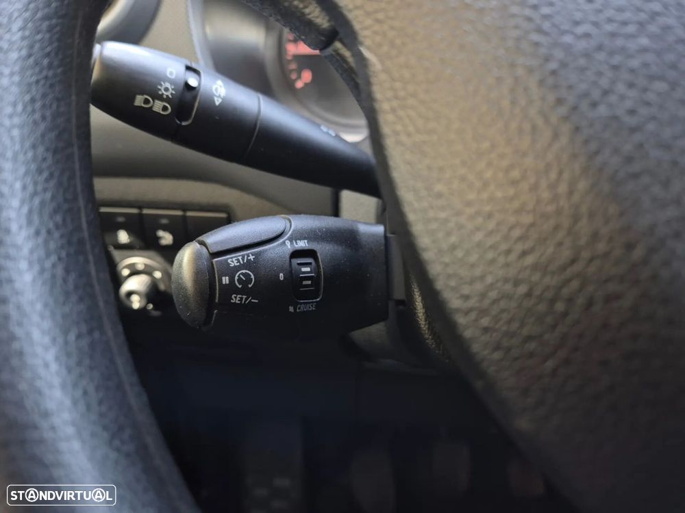 Peugeot Partner HDi 75 Esplanade - 19