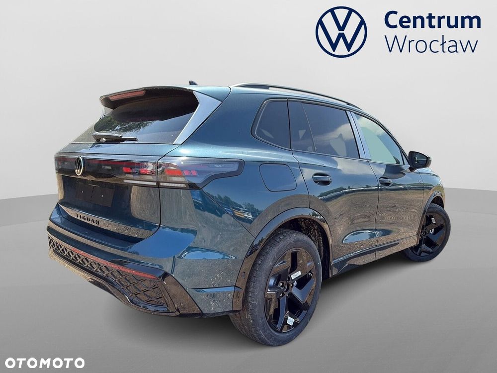 Volkswagen Tiguan - 10