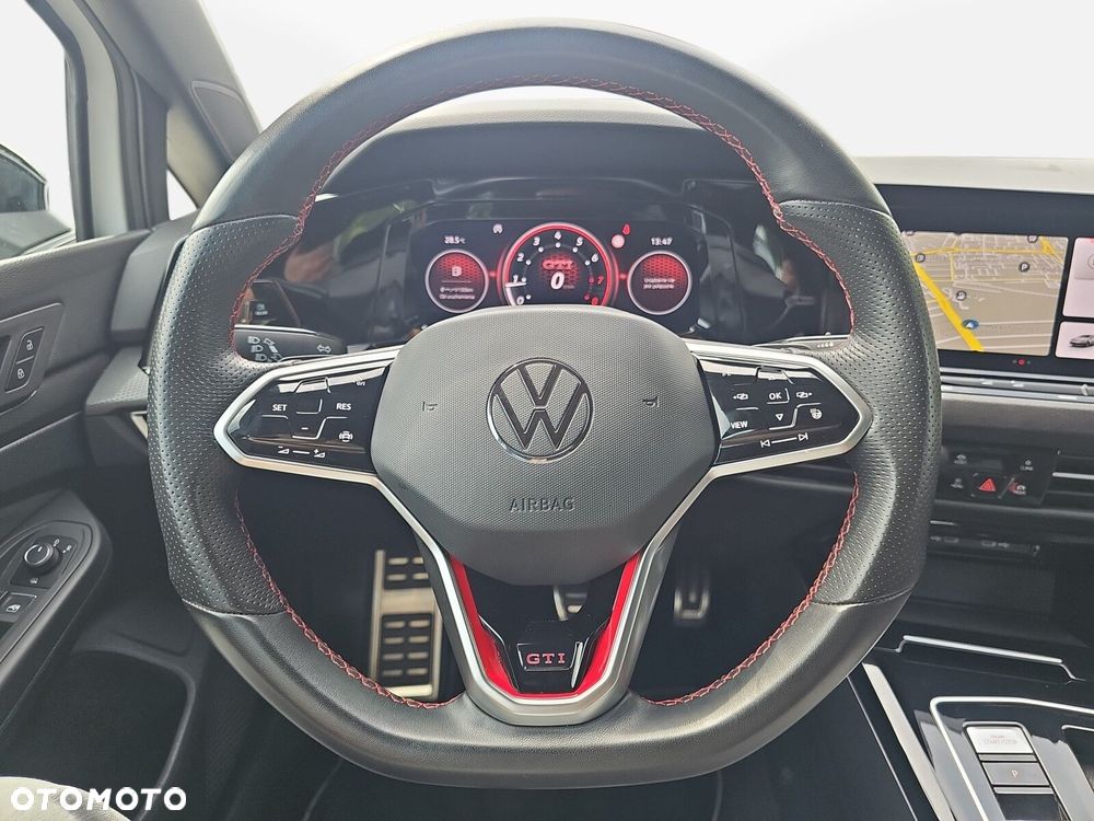 Volkswagen Golf - 20