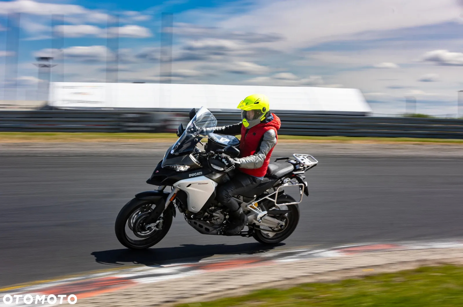 Ducati Multistrada - 12
