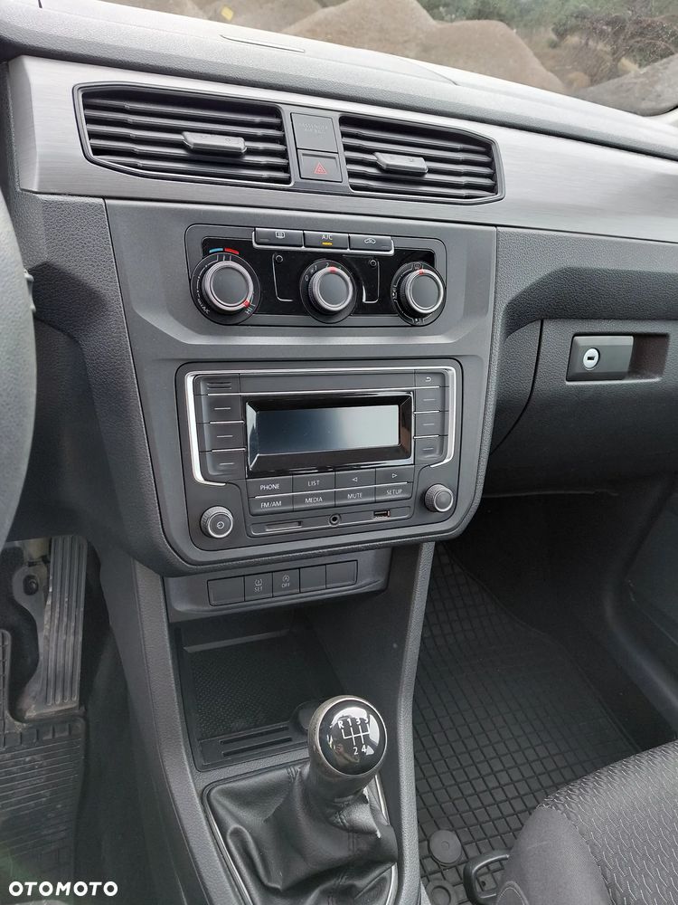 Volkswagen Caddy 2.0 TDI Comfortline - 15