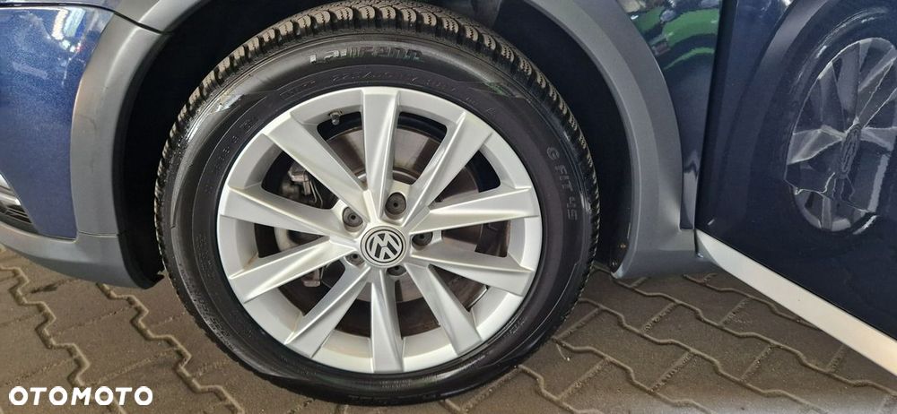 Volkswagen Passat Alltrack - 18