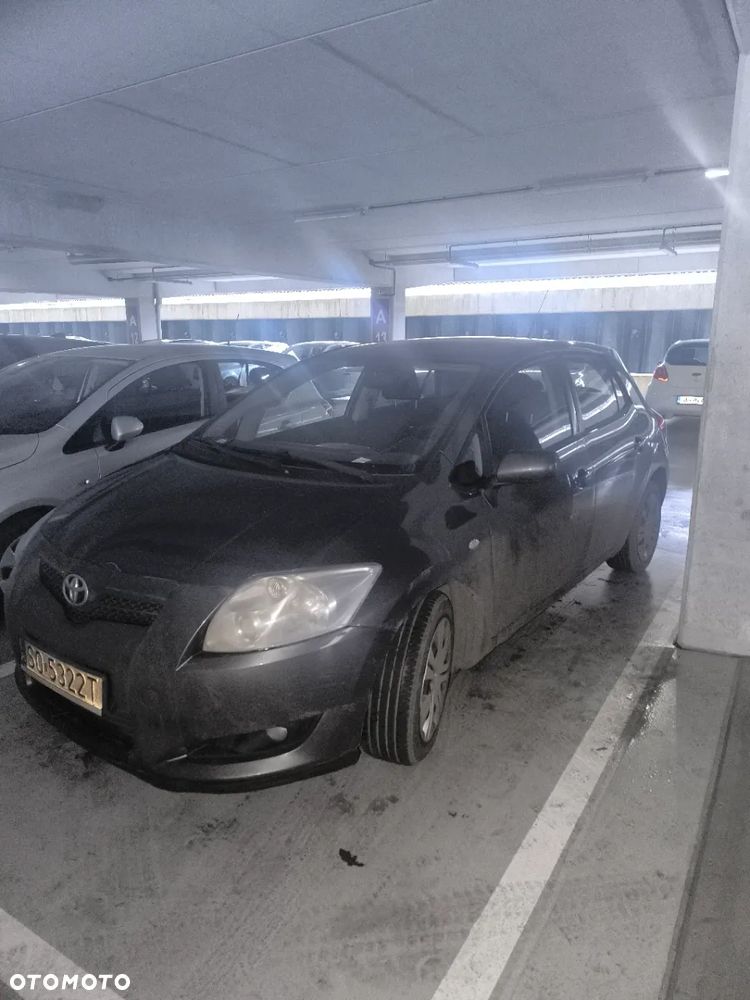 Toyota Auris 2.0 D-4D Sol - 11