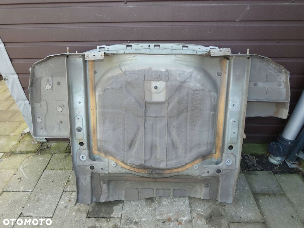 VOLVO V90 II KOMBI PAS TYLNY ĆWIARTKA WANNA TYŁ - 4