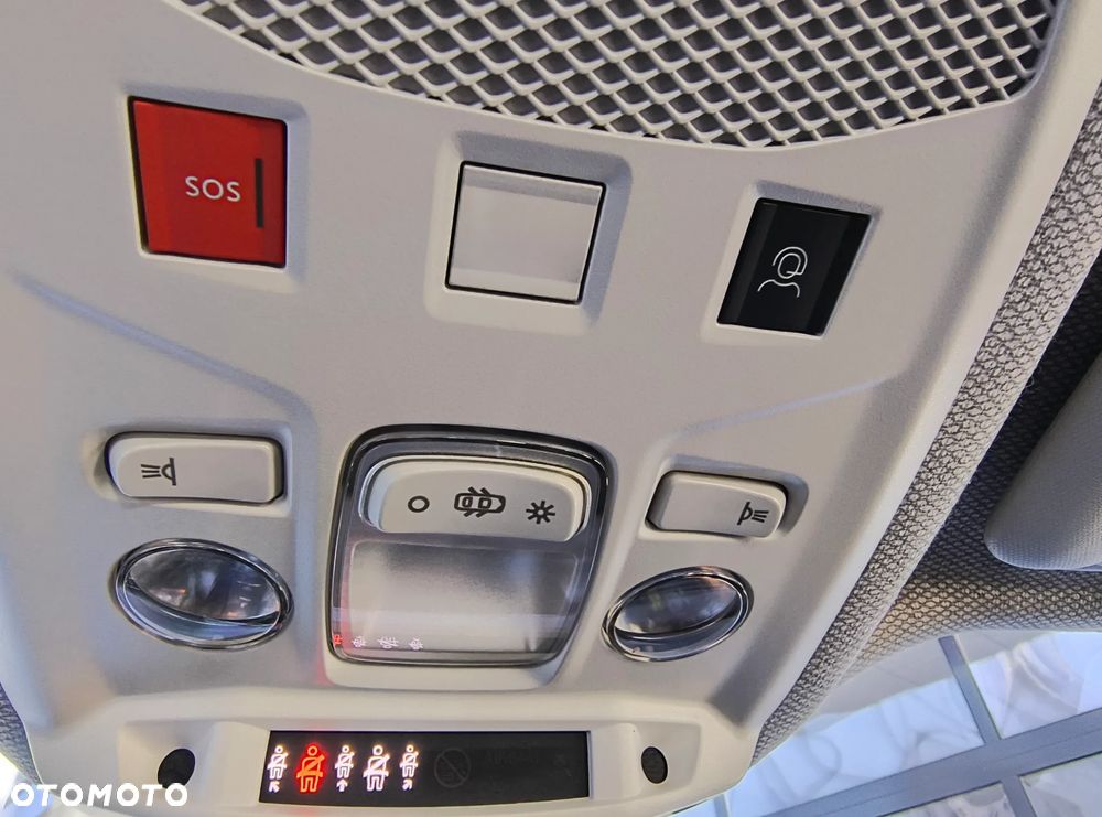 Jeep Avenger 1.2 GSE T3 Altitude FWD - 25