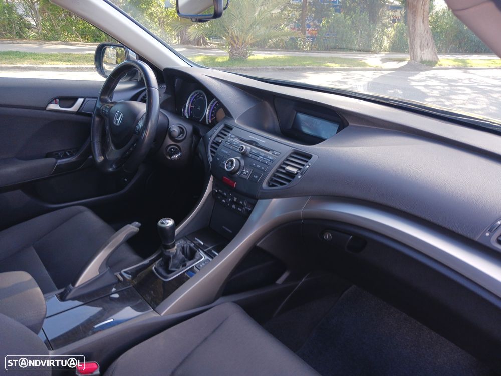 Honda Accord 2.2 i-DTEC Executive Advance - 35